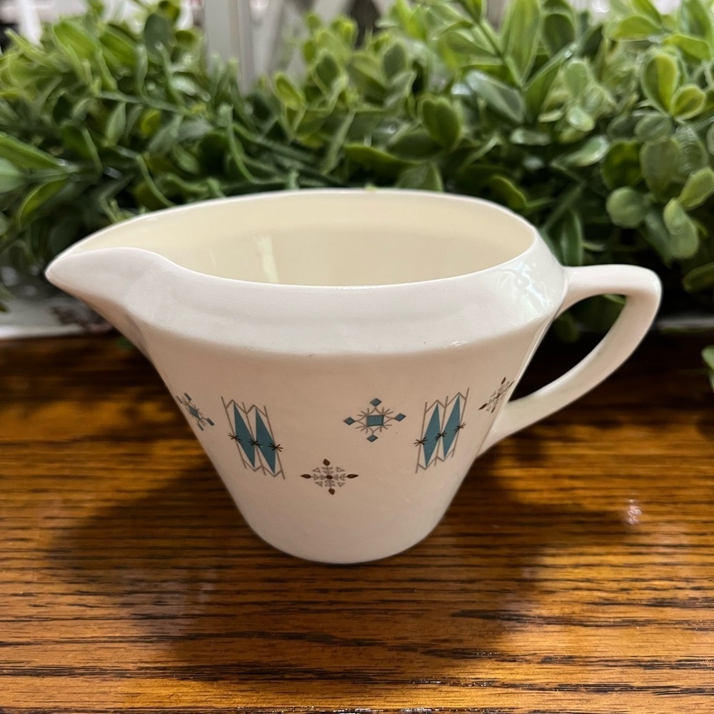 Vintage Salem North Blue Star Burst‎  Creamer Mid Century Mount Clemens